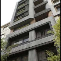 160-متر-دونبش-حاشیه-خیابان-20-متری