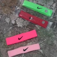 هدبند و دستکش زیبا و نو