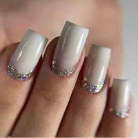 کاشت و ترمیم ناخن .با کیفیت همراه با آموزش