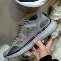 کتونی اسکیچرز