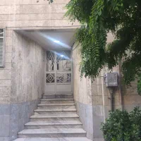همخانه-همخونه آقا و موجه
