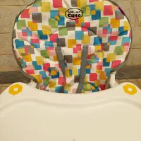 صندلی غذاخوری