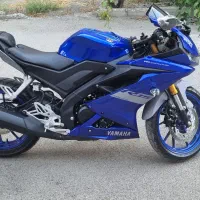 یاماها R15