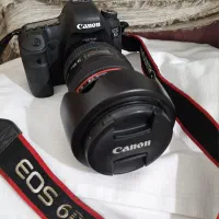 دوربین عکاسی canon 6D و لنز  ۱۰۵ ۲۴