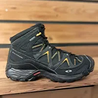 کفش کوهنوردی و طبیعت گردی سالامون سایز ۴۱