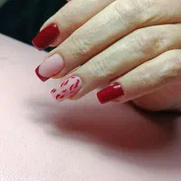 کاشت ناخن گلدشت شرقی|خدمات آرایشگری و زیبایی|خرم‌آباد, |دیوار