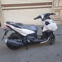 واریو کلیک ۱۸۰ آب خنک صفر کبیر موتور مدل ۱۴۰۵