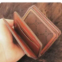 مدارک کارت ملی معافیت پایان خدمت وتعدادی کارت بانک