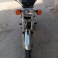 موتور هندا ۱۲۵ کیان مدل۸۹|موتورسیکلت|آران و بیدگل, |دیوار