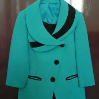 کت و دامن کوتاه