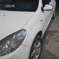 فروش خودرو سواری ساندرو دنده اتوماتیک|خودرو سواری و وانت|ساری, |دیوار