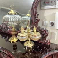 شکلات و آجیل خوری