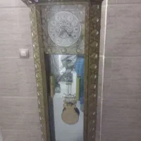 ساعت برنجی ایستاده