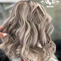 جشنواره کاشت ناخن و رنگ مو