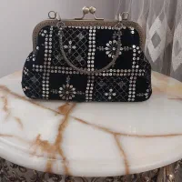 کیف مجلسی|کیف، کفش، کمربند|چالدران, |دیوار