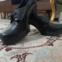 کفش نو۱۰۰۰۰۰