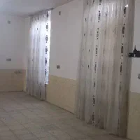 بروی جاده اصلی کوشک بعد از خیابان گلها