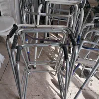 فروش ویلچر و تخت بیمارستانی|آرایشی، بهداشتی، درمانی|نیشابور, شریعتی|دیوار