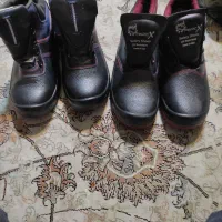 کفش کار.کفش ایمنی کاوه و لباس کارکاپشن ضخیم کار