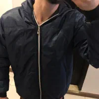 کاپشن نو نو|لباس|رشت, توشیبا|دیوار