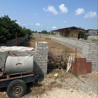 زمین چهار دیواری با درب - منطقه امن - انبار رو باز