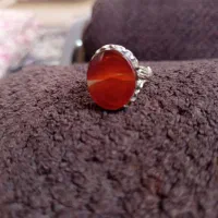 انگشتر دست دلبنربا سنگ عقیق