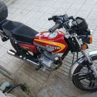 موتورکویر|موتورسیکلت|گهواره, |دیوار