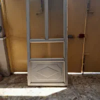 یک عدد در بدون چهار چوب ویک عدد توری به همراه چهار|مصالح و تجهیزات ساختمان|ایزدشهر, |دیوار