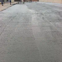 بتن ریزی کف با ماله پروانه