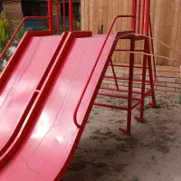 سرسره دوقلو و الاکلنگ فلزی