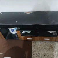 میز تلویزیون شیشه ای