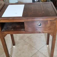 میزتحریر وایت برد دار از جنس چوب