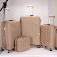 استخدام چرخکار و برشکار و کارگر ساده چمدان وکیف|استخدام صنعتی، فنی، مهندسی|قرچک, شهرک صنعتی قرچک|دیوار