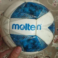 توپ فوتبال و فوتسال مولتن