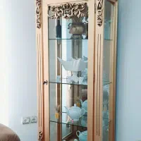 مبل سلطنتی ۹ نفره+ویترین+ میز تی وی و ساعت|مبلمان خانگی و میز عسلی|شیراز, شهرک مهدی‌آباد|دیوار