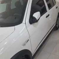 کوییک 1402برج 12|خودرو سواری و وانت|ابریشم, |دیوار