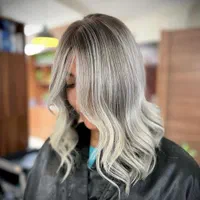 رنگ مو لایت آمبره کراتین بوتاکس هایلایت آموزش رنگ|خدمات آرایشگری و زیبایی|کرج, گوهردشت|دیوار