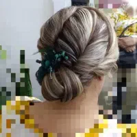 خدمات میکاپ و شنیون۶۹۹   رنگ ولایت آرایش دائم|خدمات آرایشگری و زیبایی|مشهد, هنرور|دیوار