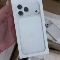 ایفون 17