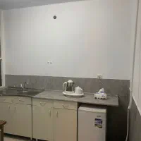 اجاره دفتر کار ساعتی در ولیعصر|اجارهٔ کوتاه‌مدت دفتر کار و فضای آموزشی|تهران, شیخ هادی|دیوار