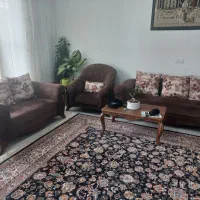 فرش ۹و۱۲ متری و مبل و زیر تلوزیون|فرش|شیراز, گل سرخ|دیوار