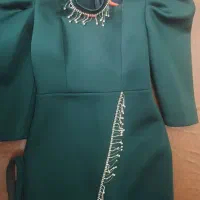 لباس مجلسی یقه ایستاده زمردی