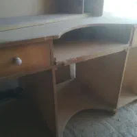 میز کامپیوتر