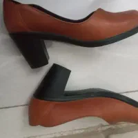 کیف وکفش چرم عسلی