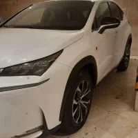 لکسوس Nx200/کانادا