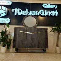 آینه و کنسول مدل بغل گرد طرح خطی وکیوم شرکتی آیینه|بوفه، ویترین، کنسول|مشهد, خواجه ربیع|دیوار