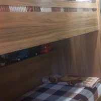 تخت دو طبقه مدل کاپریس برند آوید به همراه میزتحریر|تخت و سرویس خواب|همدان, |دیوار