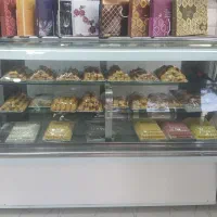 ویترین قنادی