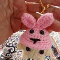 عروسک دست بافت است|اسباب‌بازی بچه|آران و بیدگل, |دیوار