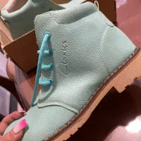 نیم بوت    رنگ سال. تخفیف خوبی داره.|کیف، کفش، کمربند|فردیس, فردیس|دیوار